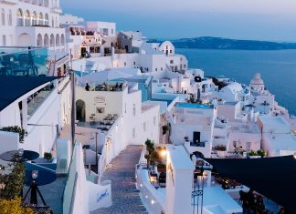 Grecia s-a redeschis pentru turiști